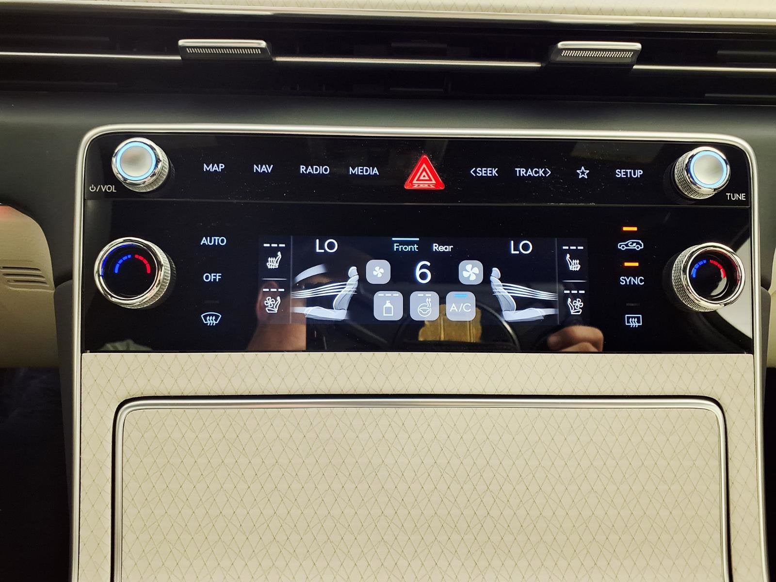 2025 Genesis GV80 Prestige