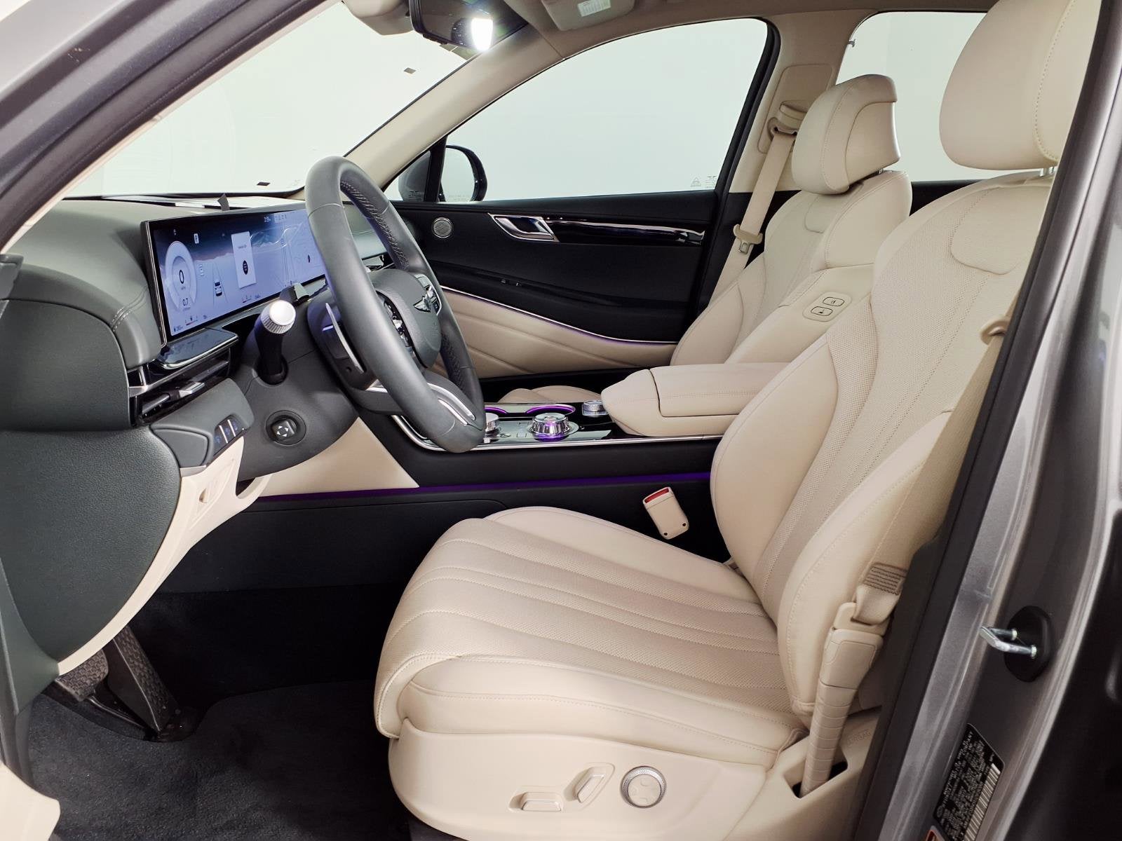 2025 Genesis GV80 Standard