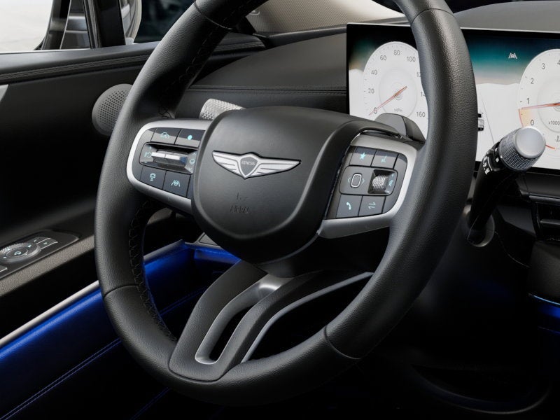 2027 Genesis GV80 BASE