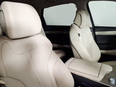 2025 Genesis GV80 Select