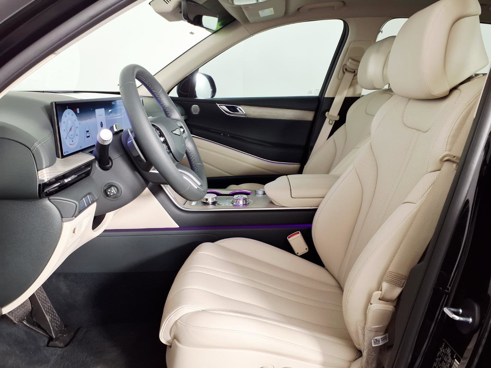 2025 Genesis GV80 Select