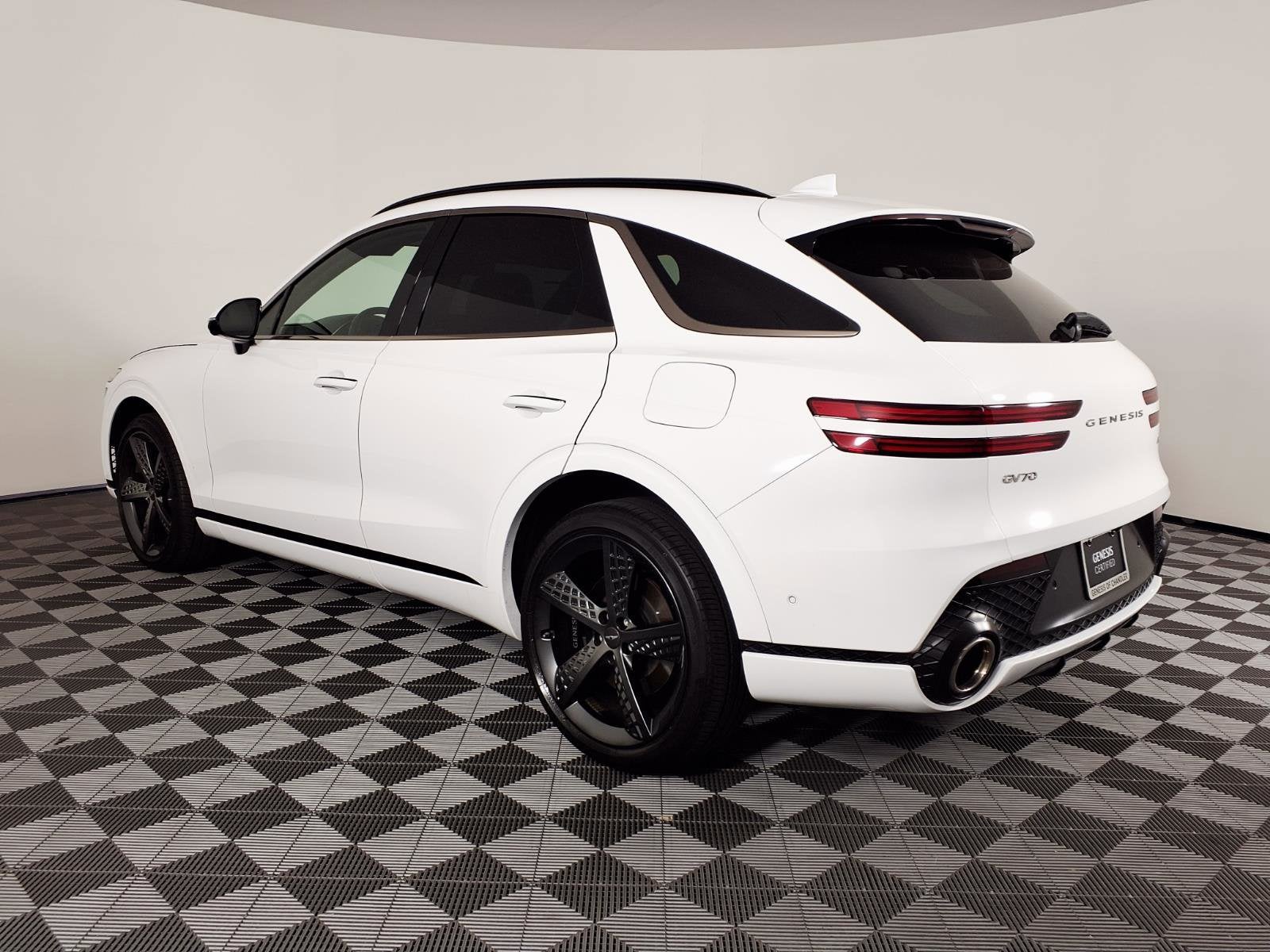 2023 Genesis GV70 2.5T