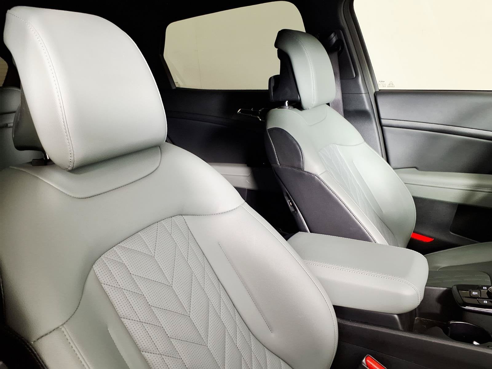 2023 Kia Sportage Plug-In Hybrid X-Line