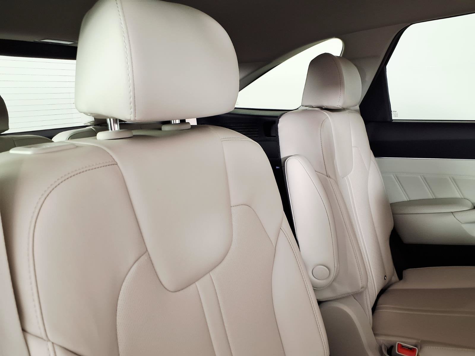 2022 Kia Sorento Plug-In Hybrid SX