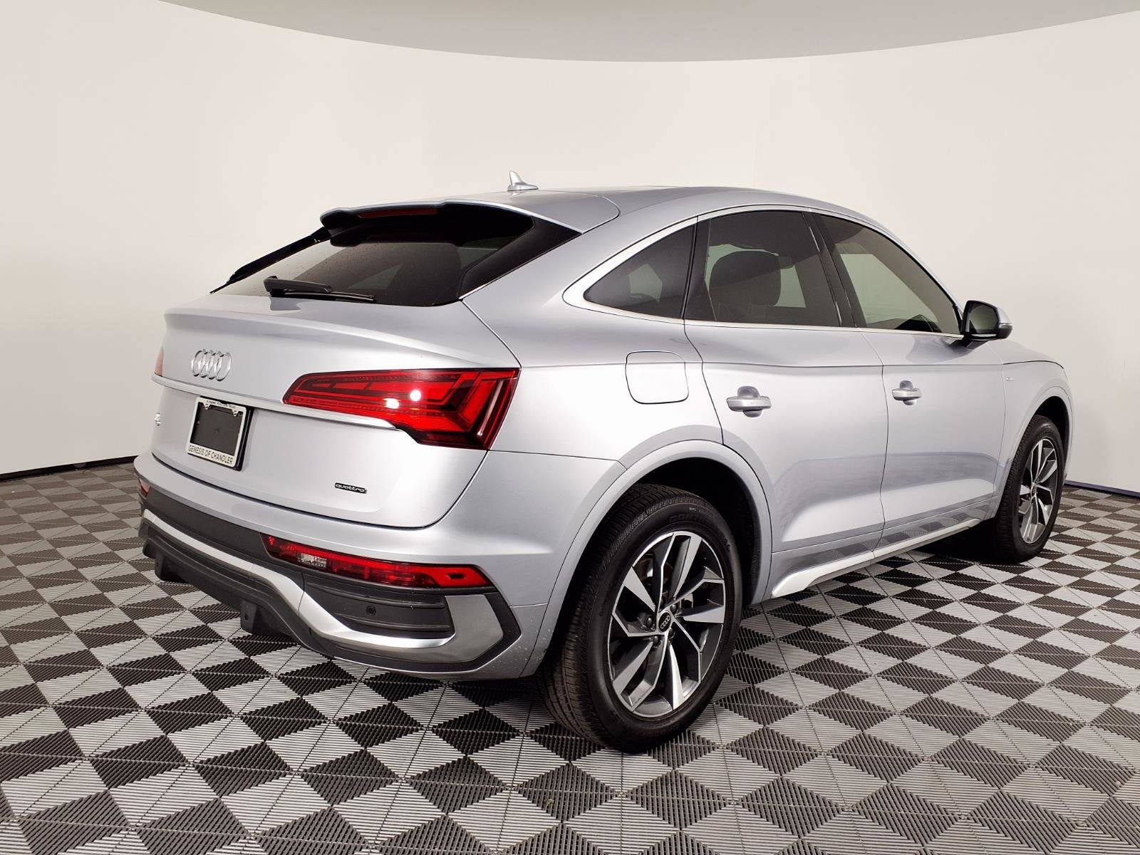 2022 Audi Q5 Sportback S line Premium Plus