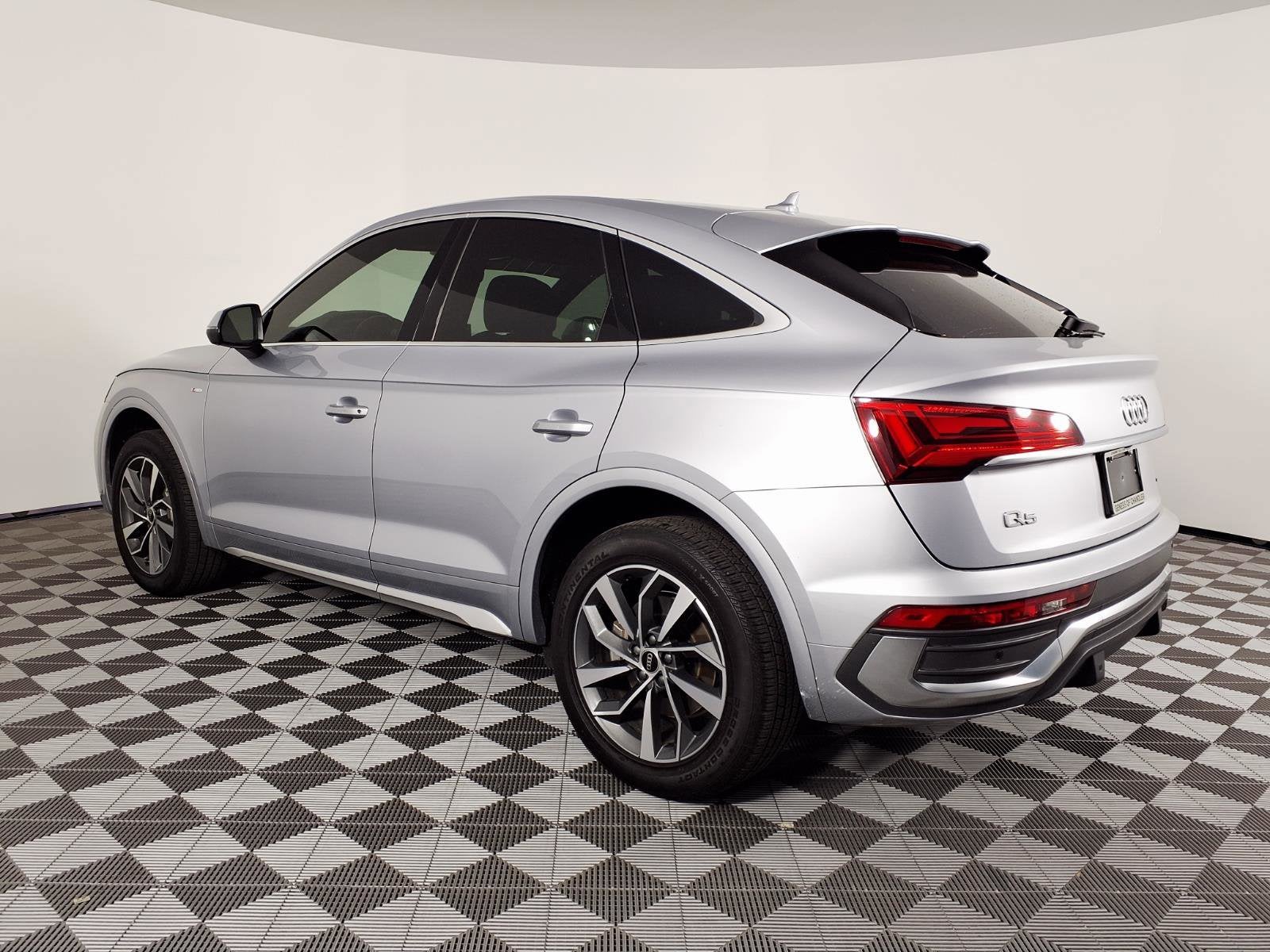2022 Audi Q5 Sportback S line Premium Plus