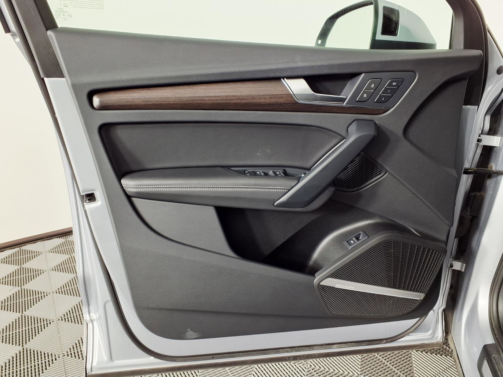 2022 Audi Q5 Premium Plus