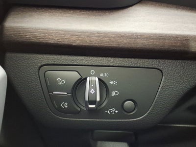 2022 Audi Q5 Premium Plus