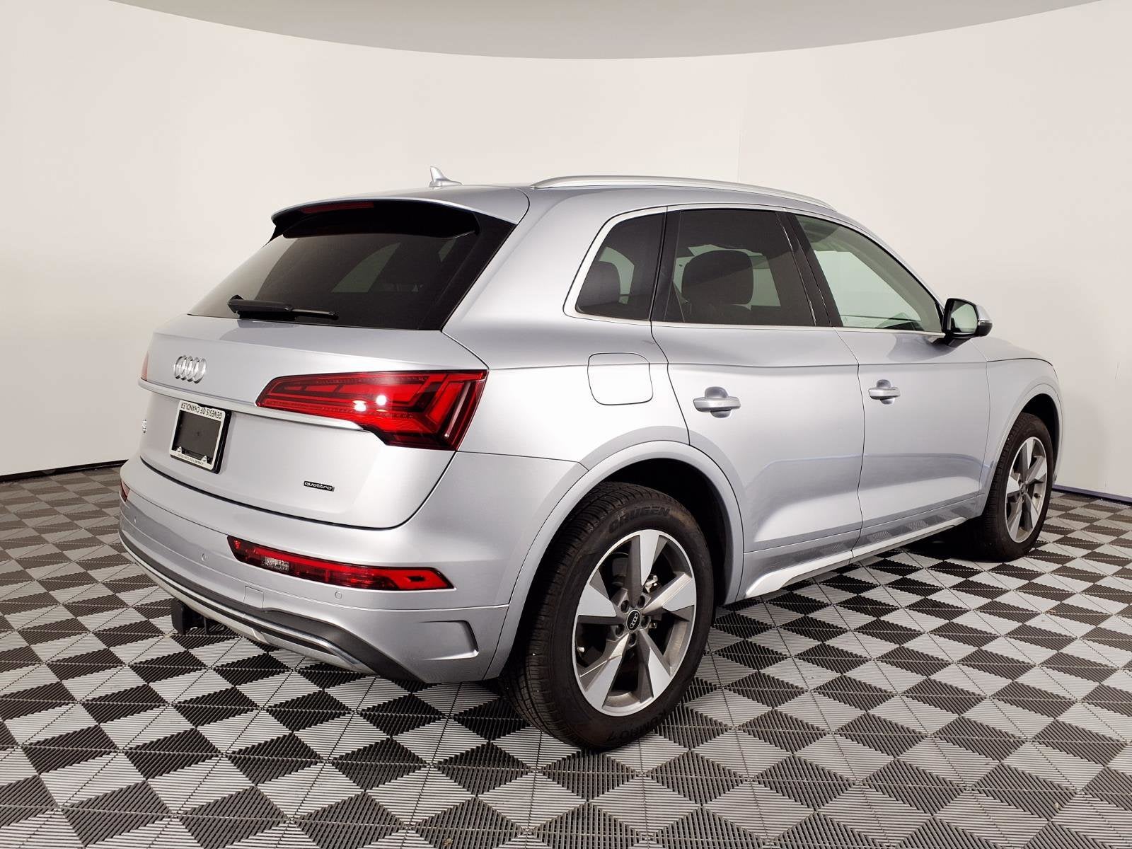 2022 Audi Q5 Premium Plus