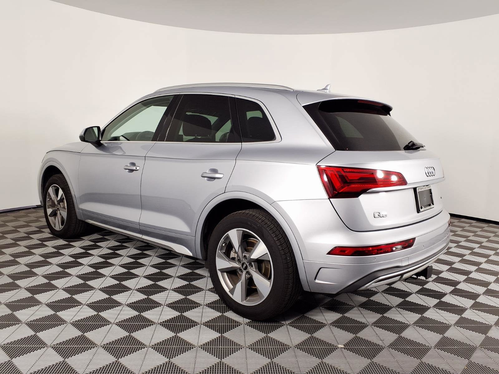 2022 Audi Q5 Premium Plus