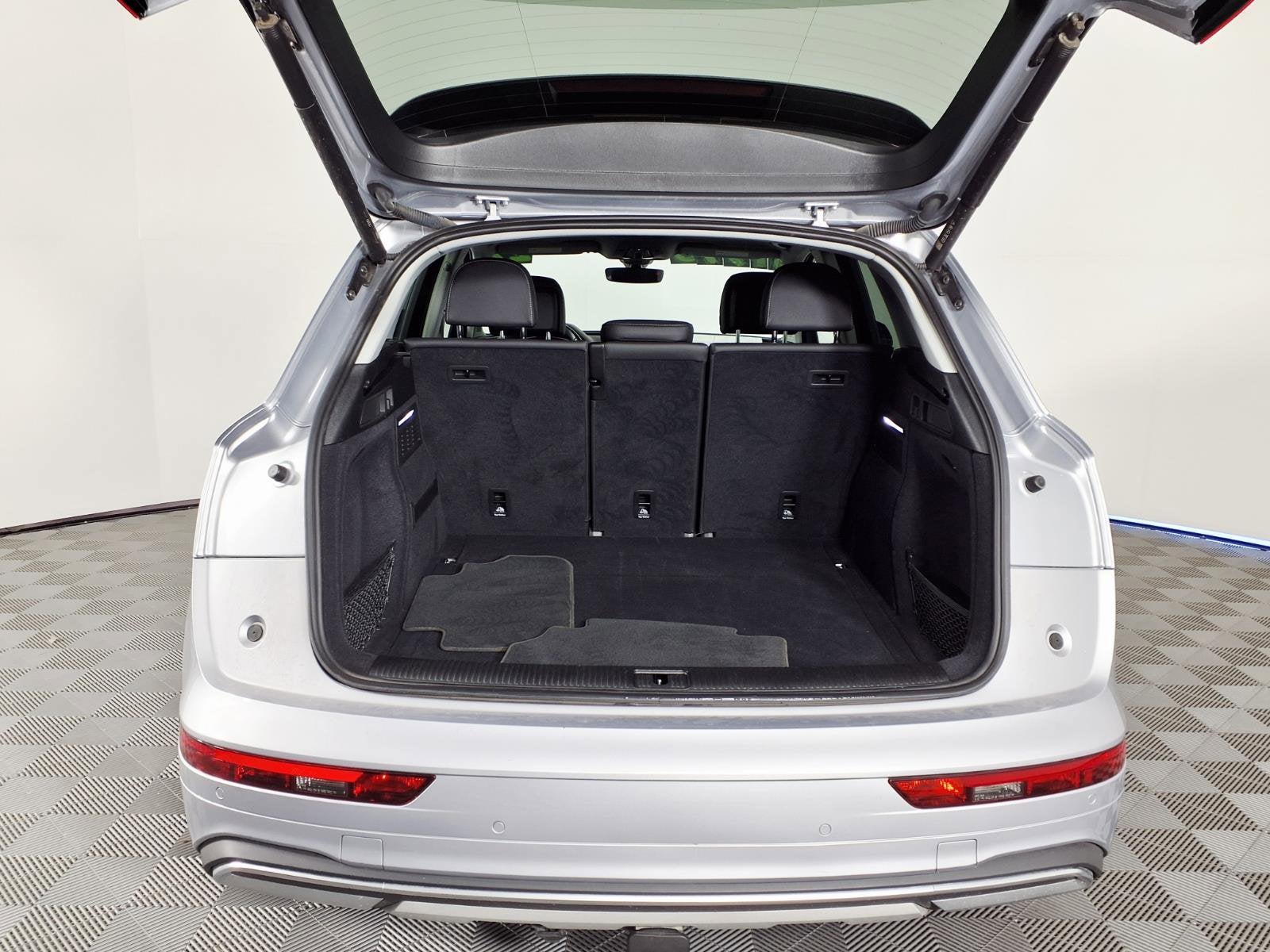 2022 Audi Q5 Premium Plus