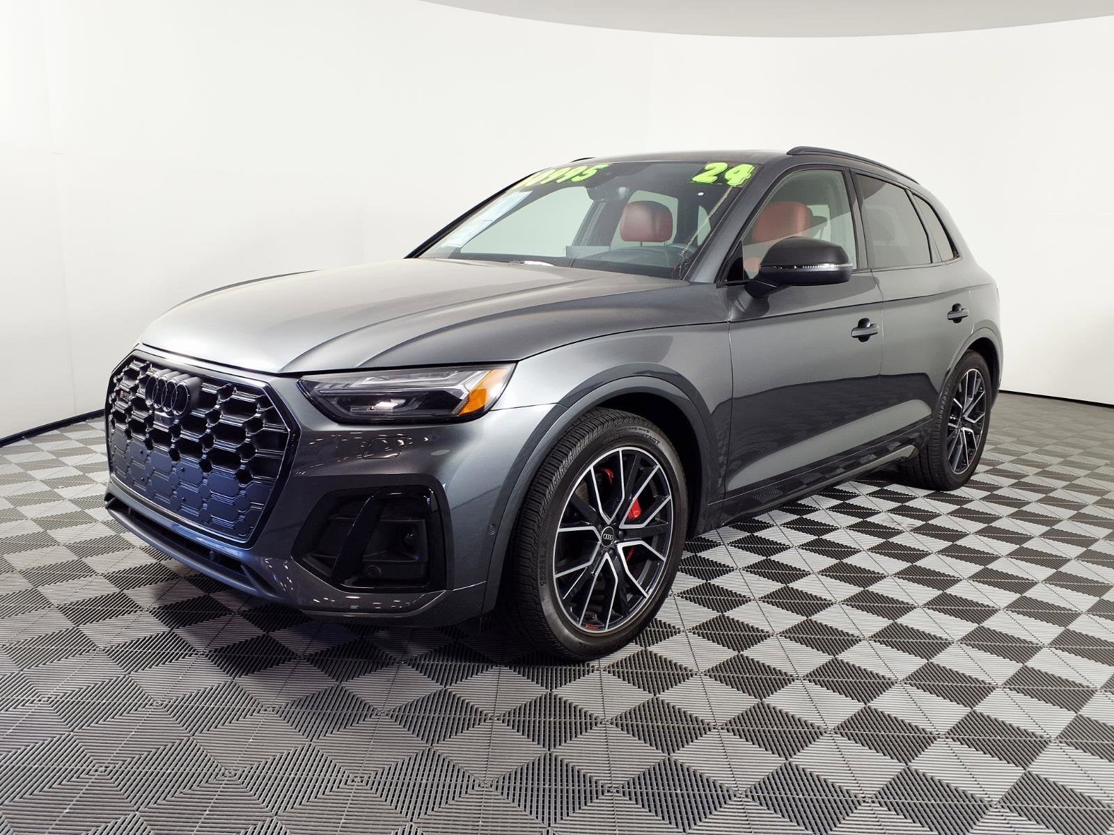 2024 Audi SQ5 Prestige