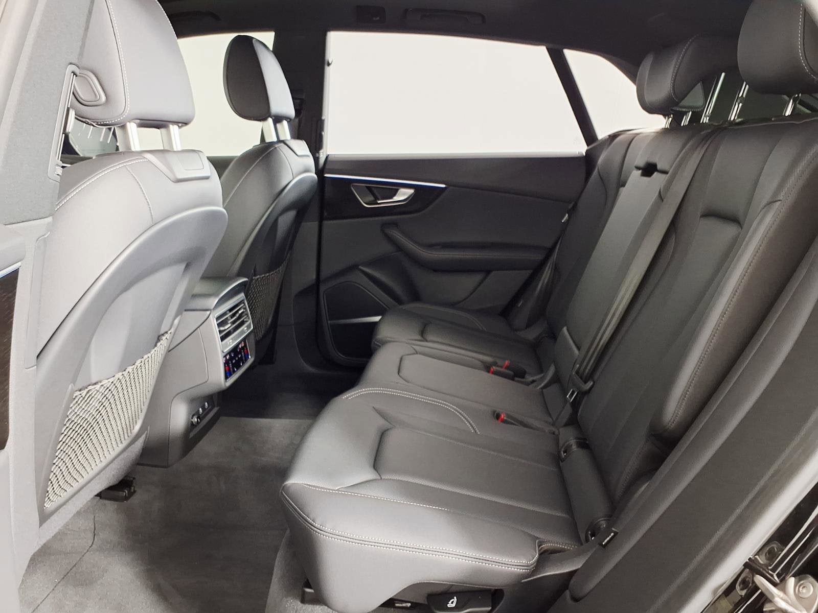 2023 Audi Q8 Prestige