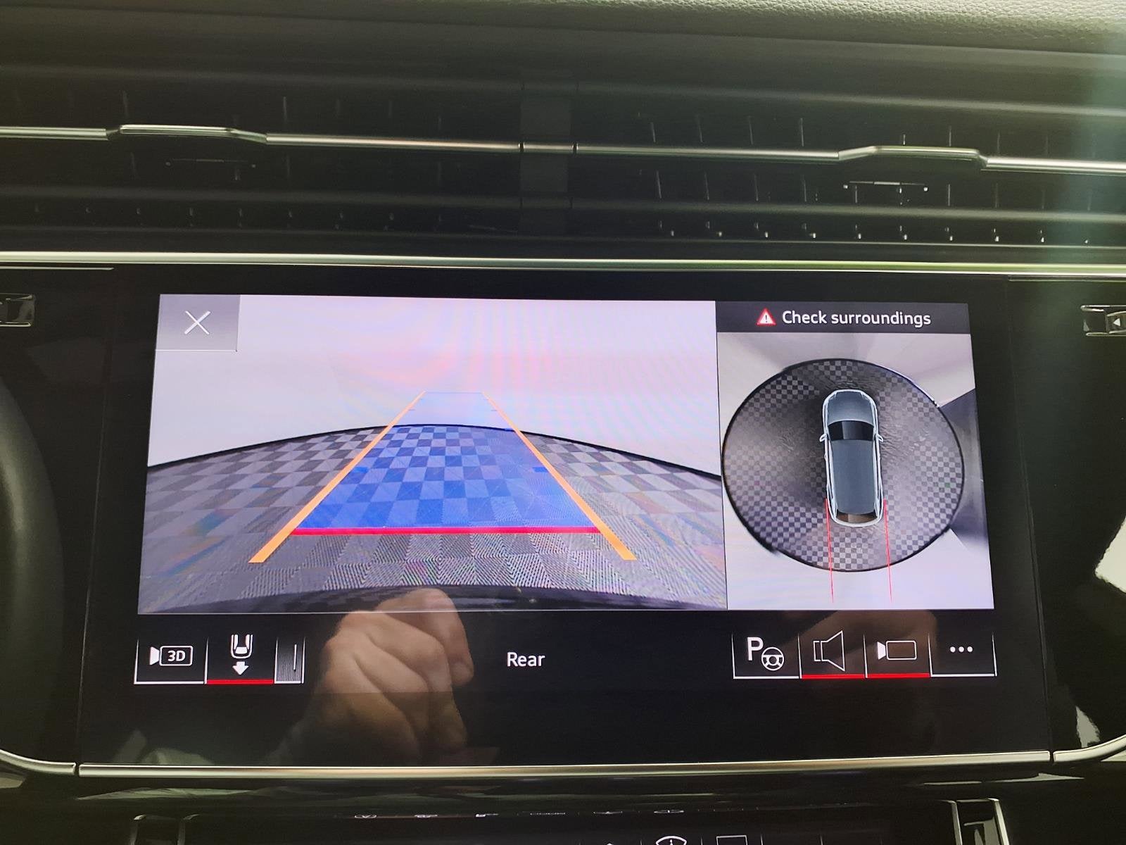 2023 Audi Q8 Prestige
