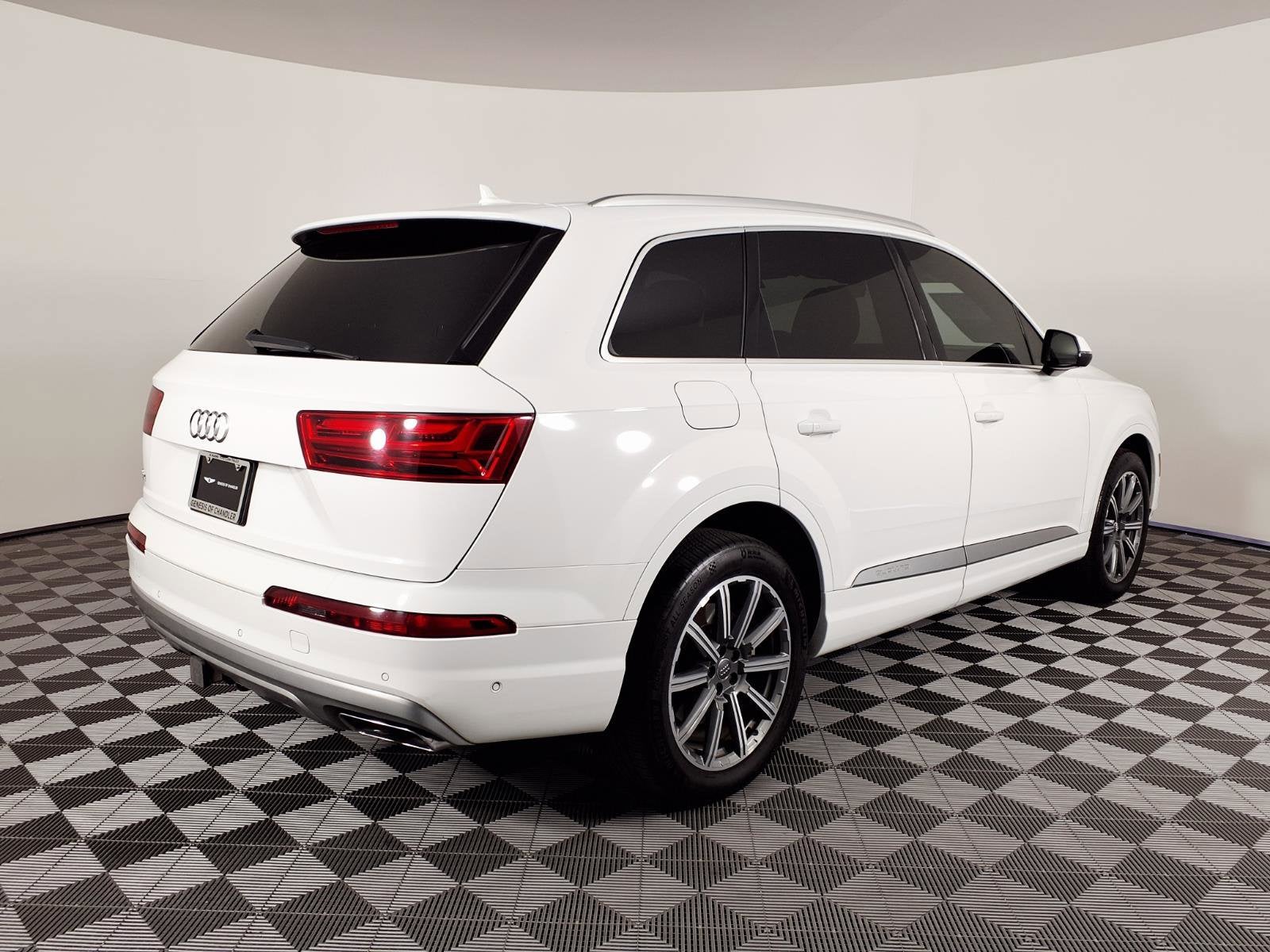 2019 Audi Q7 Prestige