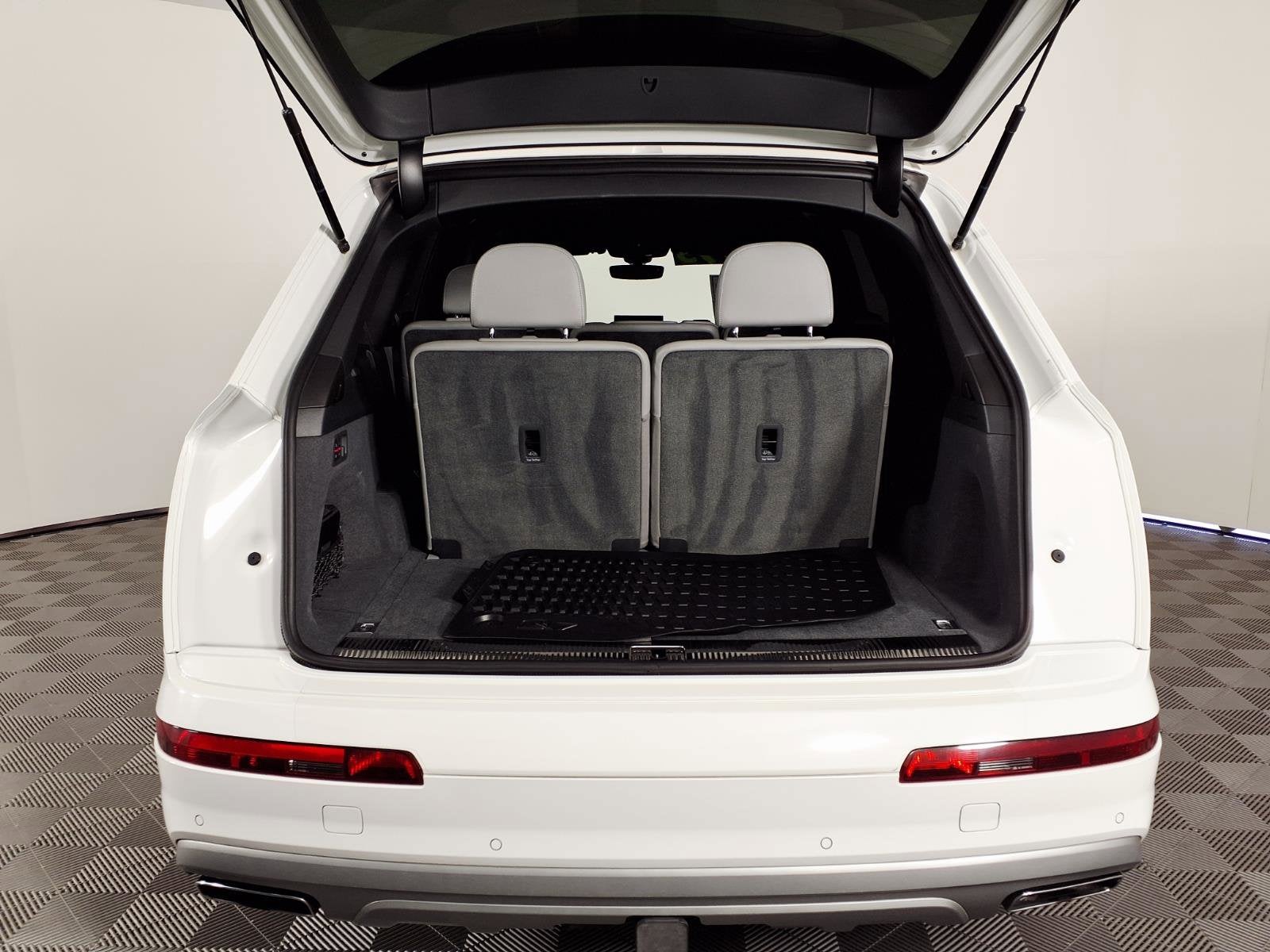 2019 Audi Q7 Prestige