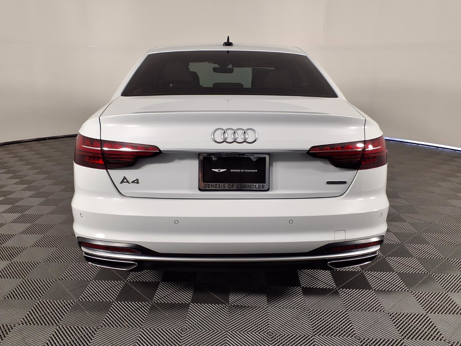 2023 Audi A4 Sedan S line Premium