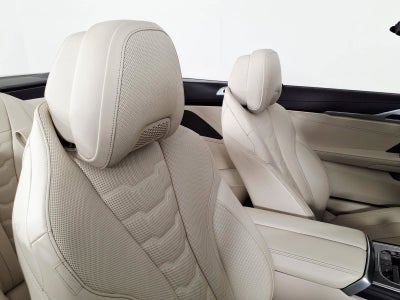 2022 BMW 8 Series 840i