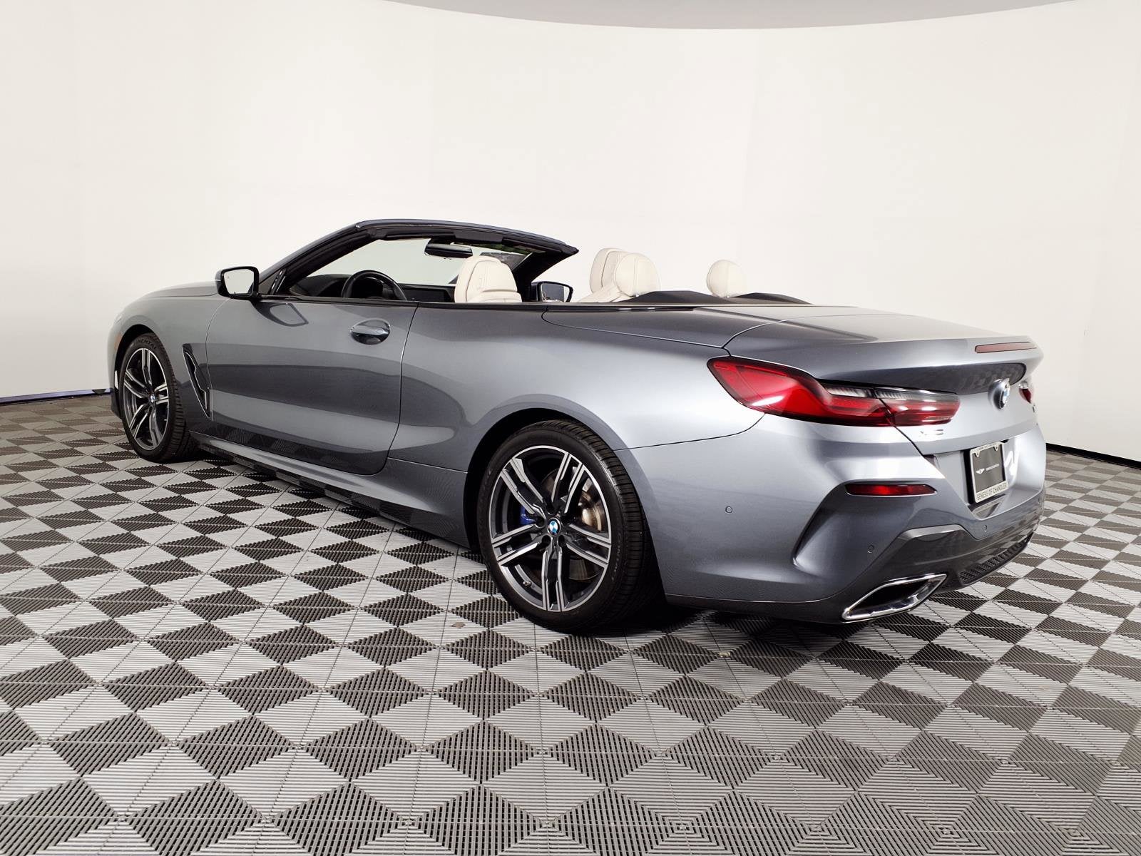 2022 BMW 8 Series 840i