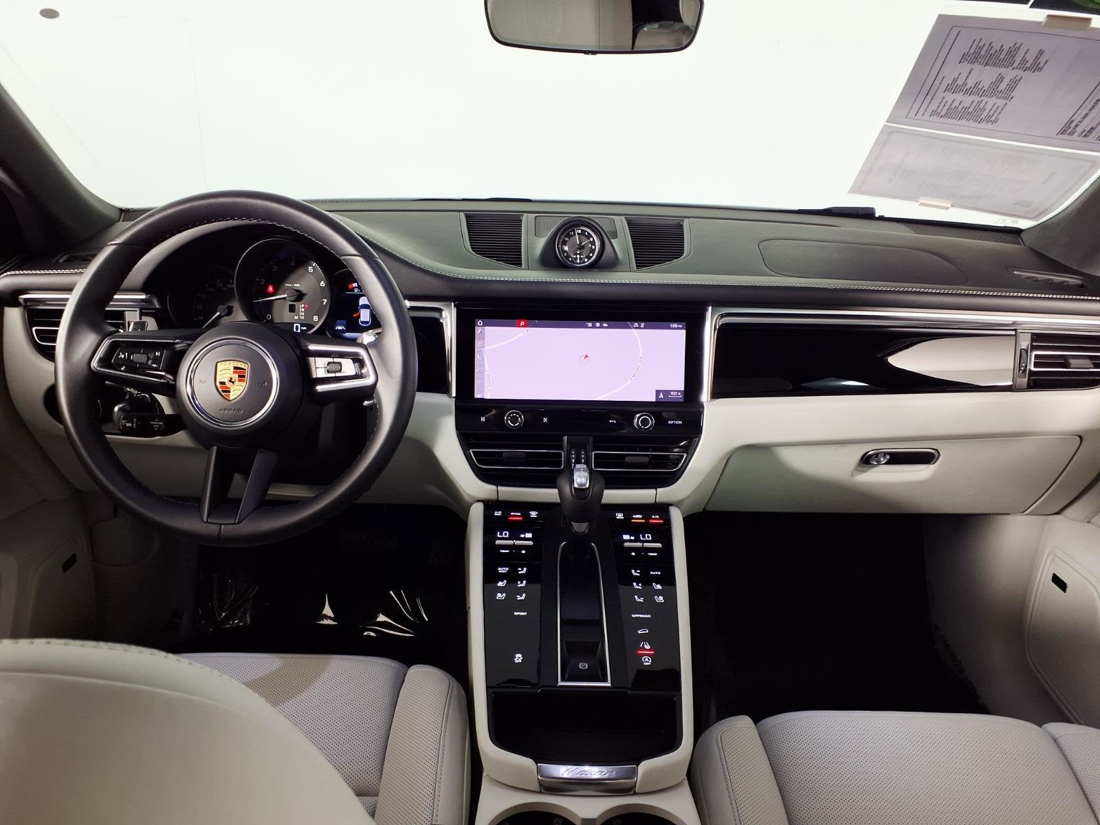 2024 Porsche Macan AWD