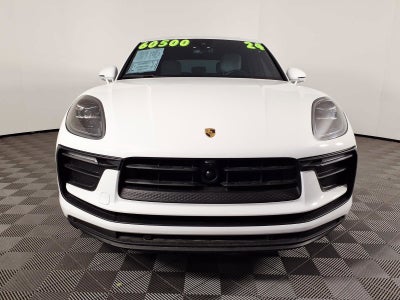 2024 Porsche Macan AWD