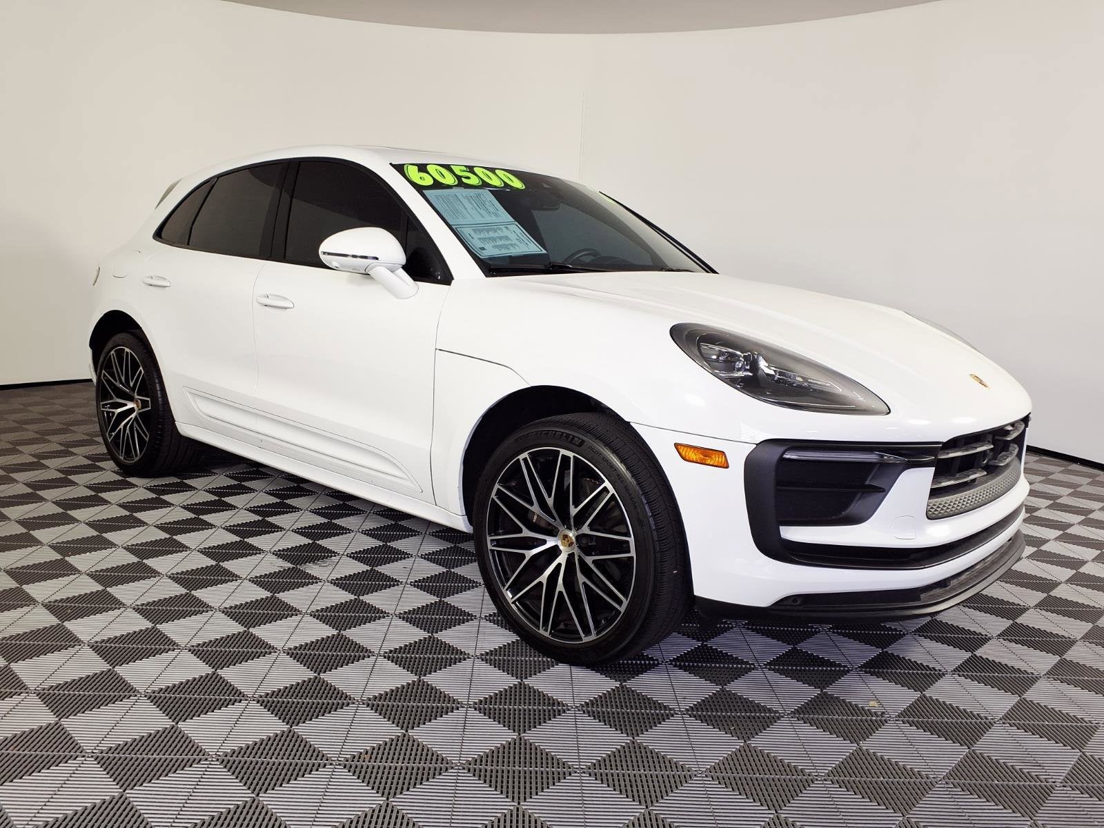 2024 Porsche Macan AWD