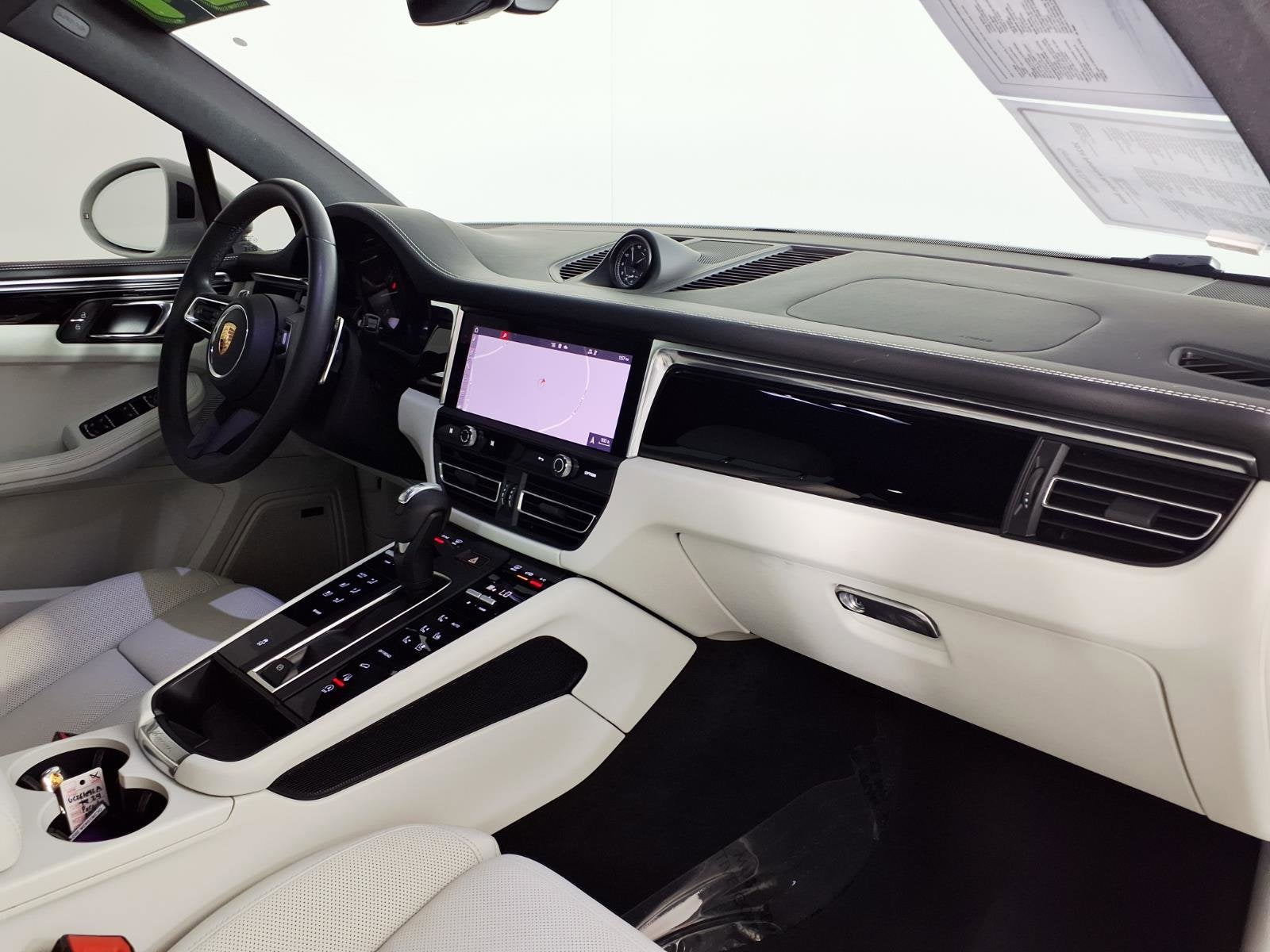 2024 Porsche Macan AWD