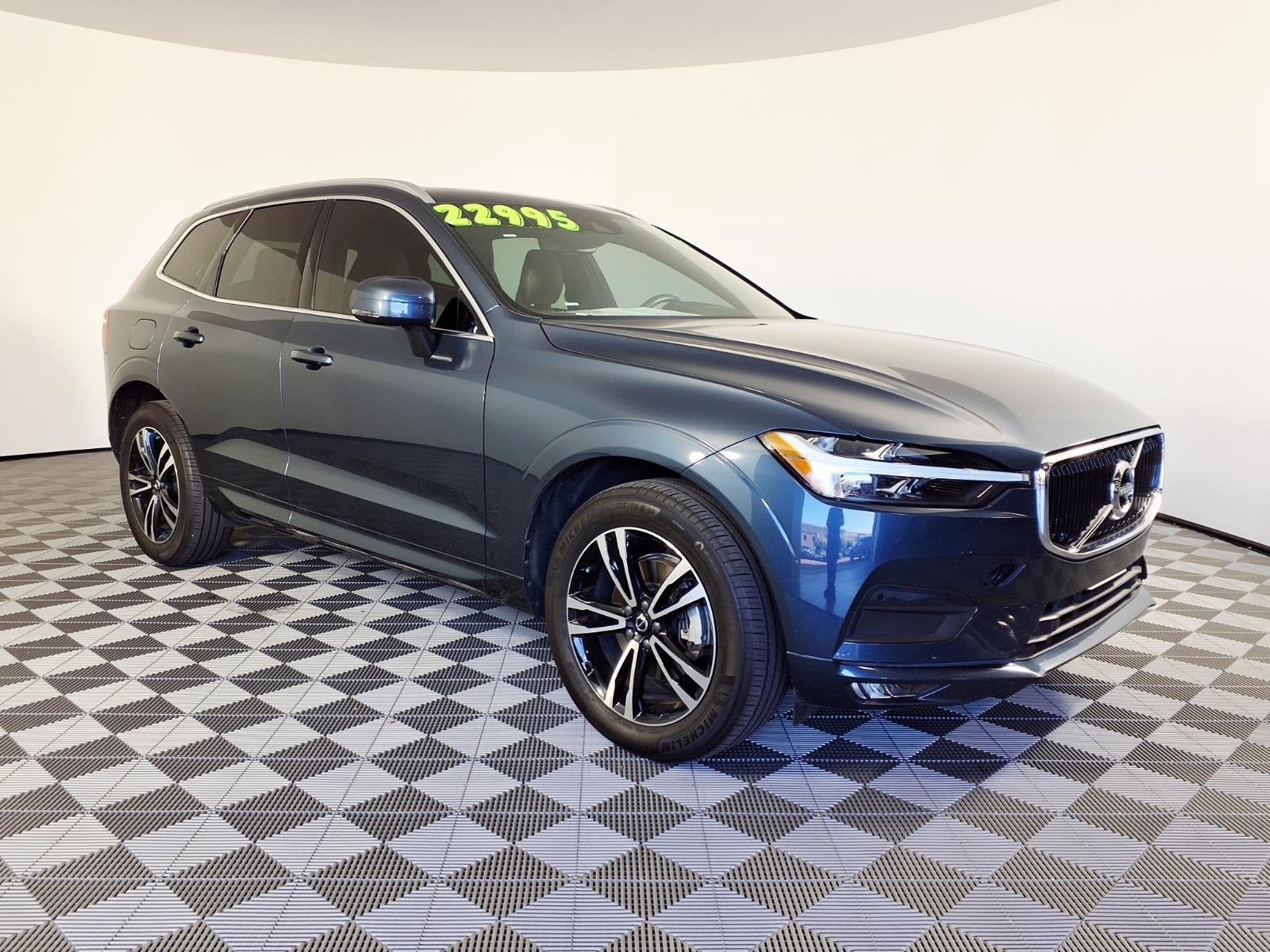 2021 Volvo XC60 Momentum